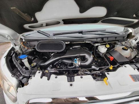 Used 2016 Ford Transit 350 XLT image 6