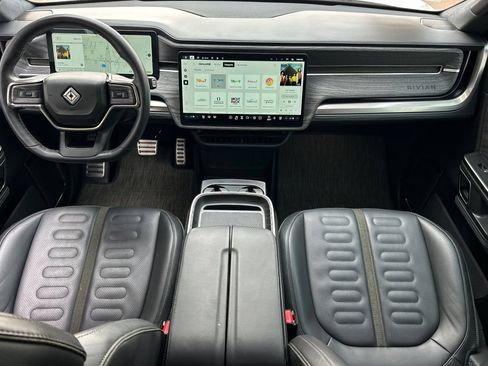 Used 2023 Rivian R1T Adventure AWD/4WD image 13
