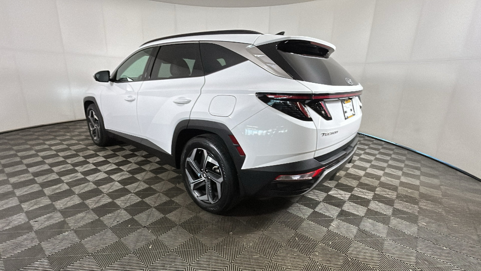 Used 2023 Hyundai Tucson Limited FWD image 5