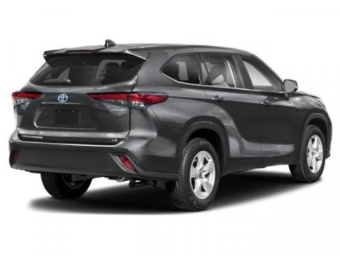 New 2024 Toyota Highlander LE image 3