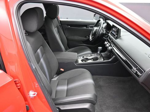 Certified 2025 Honda Civic Sport image 24