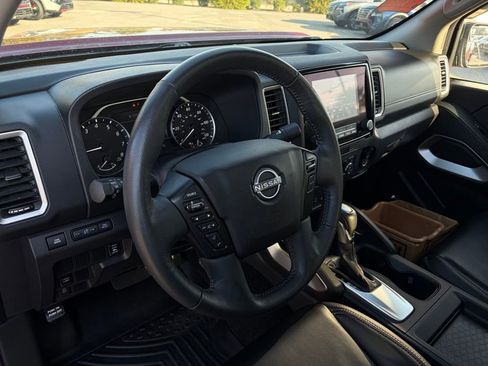 Certified 2024 Nissan Frontier SL image 15