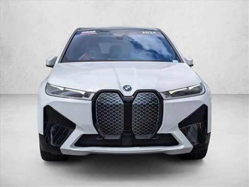 Used 2024 BMW iX xDrive50 w/ Premium Package AWD/4WD image 2