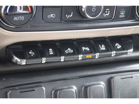 Used 2015 GMC Sierra 1500 Denali AWD/4WD image 28