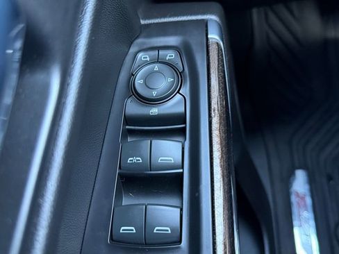 Used 2020 Chevrolet Silverado 1500 LT w/ All-Star Edition image 17