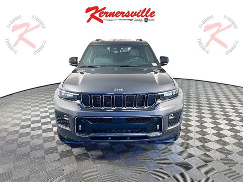 New 2025 Jeep Grand Cherokee L Overland w/ Luxury Tech Group IV image 2
