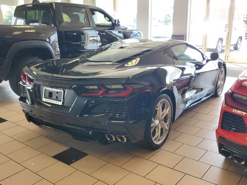 Used 2022 Chevrolet Corvette Stingray Preferred Cpe w/ 2LT image 6
