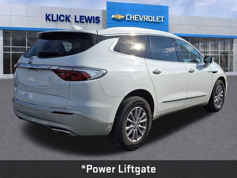 Used 2024 Buick Enclave Premium image 8