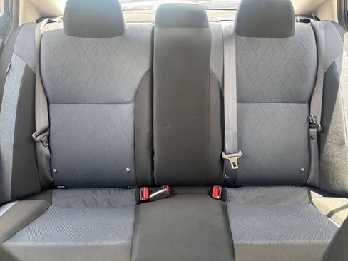Used 2025 Nissan Versa SV FWD image 35