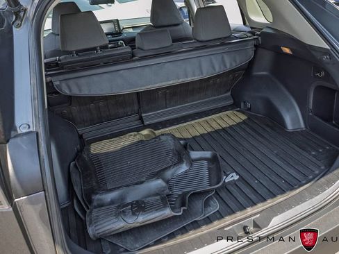 Used 2021 Toyota RAV4 XLE w/ Convenience Package AWD/4WD image 36