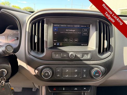 Used 2020 GMC Canyon 4x4 Extended Cab w/ Convenience Package image 22
