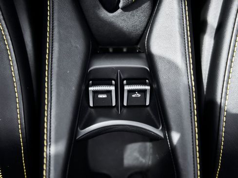 Used 2021 McLaren 720S Luxury RWD image 58