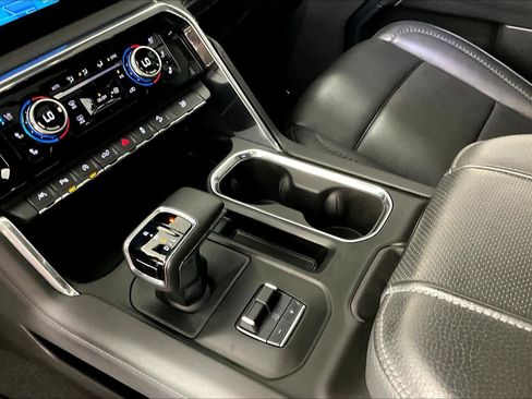 Used 2024 GMC Sierra 1500 Denali w/ Denali Reserve Package image 16