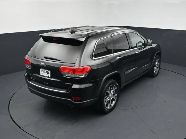 Used 2019 Jeep Grand Cherokee Limited AWD/4WD image 18