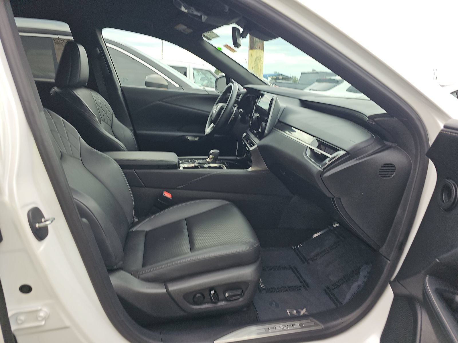 Used 2024 Lexus RX 350 FWD w/ Accessory Package (K3) image 5