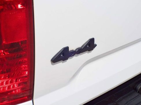 Used 2020 Toyota Tundra SR5 w/ SR5 Upgrade Package image 15