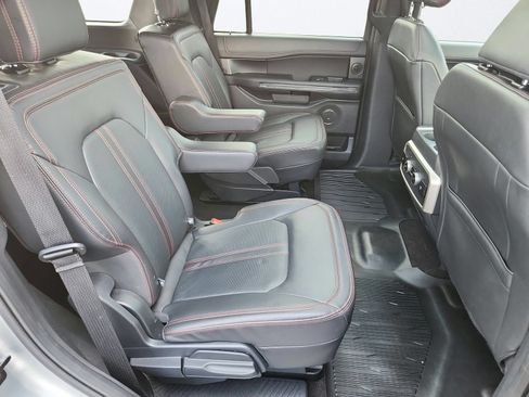 Used 2023 Ford Expedition Limited AWD/4WD image 31