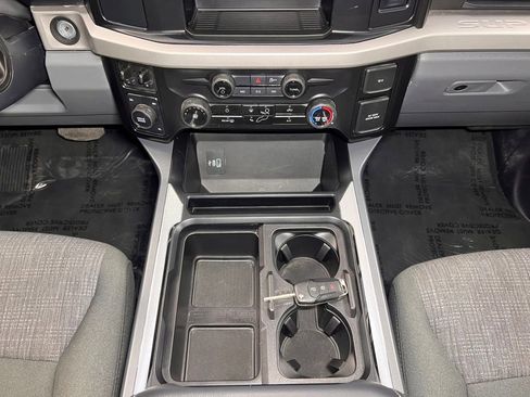 Used 2025 Ford F350 XLT image 11