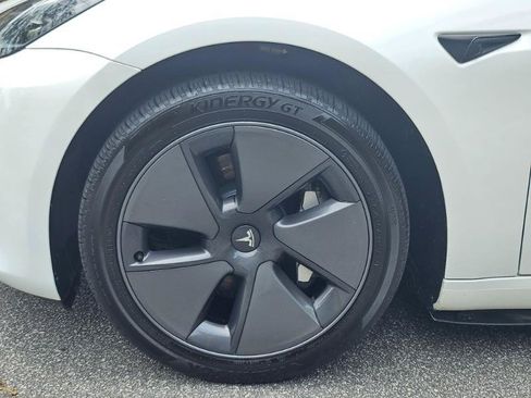 Used 2023 Tesla Model 3 Standard Range RWD image 17