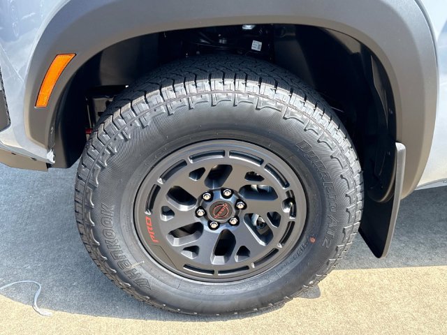 New 2027 Nissan Frontier PRO-4X AWD/4WD image 4