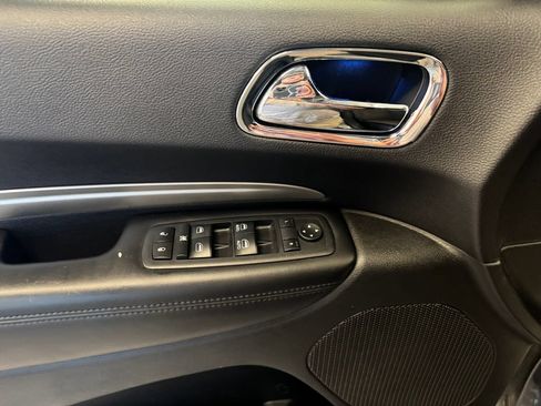 Used 2018 Dodge Durango SXT w/ Quick Order Package 2BB AWD/4WD image 19