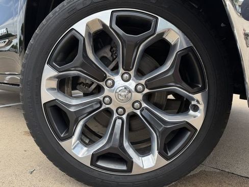 Used 2019 RAM 1500 Limited AWD/4WD image 11