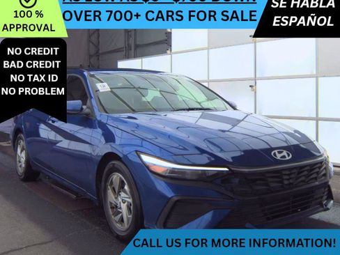 Used 2025 Hyundai Elantra SE image 1