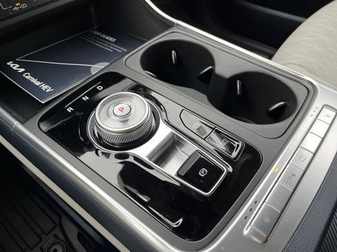 New 2026 Kia Carnival EX image 14