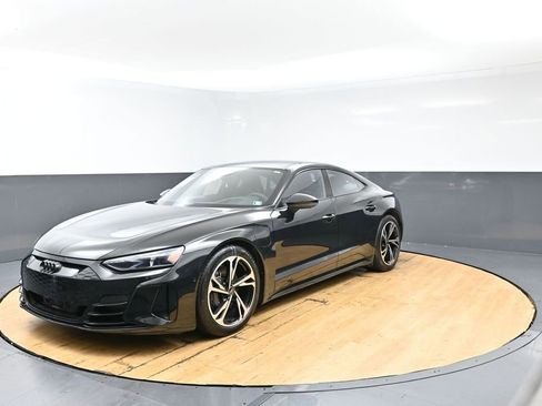 Used 2023 Audi e-tron GT Prestige w/ Prestige Package image 7
