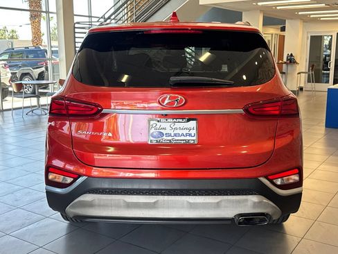 Used 2020 Hyundai Santa Fe SEL FWD image 4