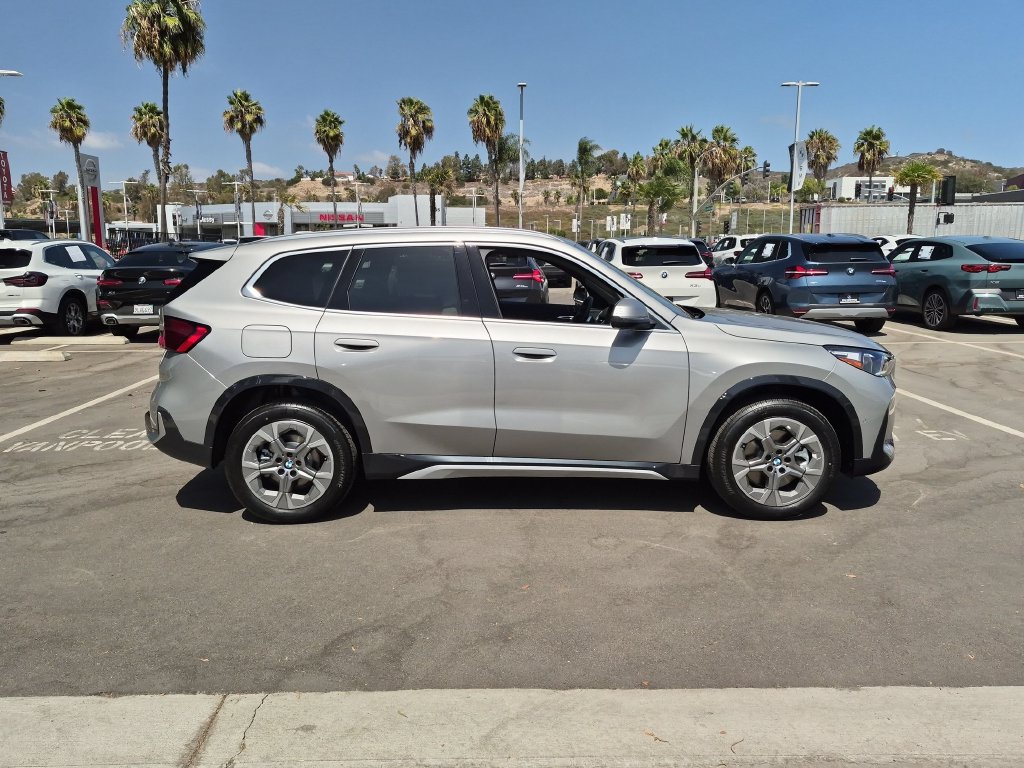Used 2026 BMW X1 xDrive28i w/ Convenience Package AWD/4WD image 3