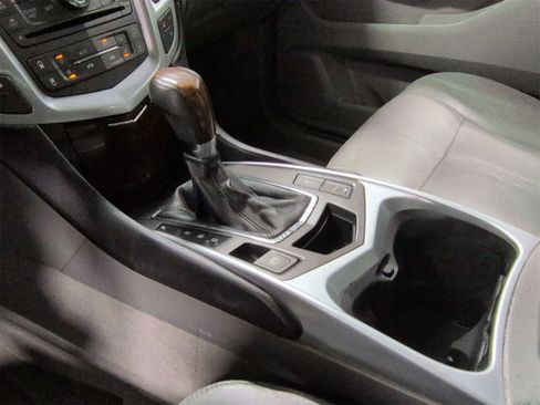 Used 2010 Cadillac SRX Luxury image 34