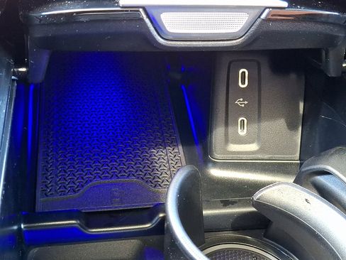 Used 2026 Mercedes-Benz GLC 300 4MATIC image 22