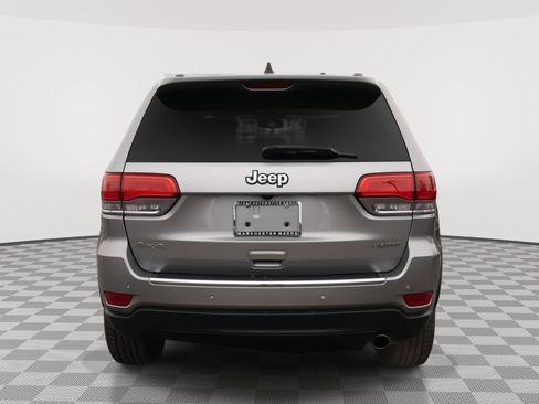 Used 2018 Jeep Grand Cherokee Limited image 23