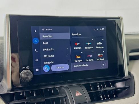 Used 2024 Toyota RAV4 XLE w/ Convenience Package image 24