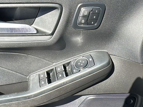 Used 2024 Ford Escape Platinum AWD/4WD image 6