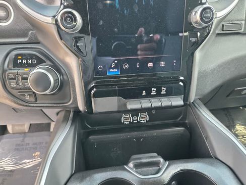 Used 2025 RAM 1500 Big Horn AWD/4WD image 14