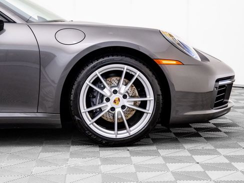 Certified 2024 Porsche 911 Carrera image 31