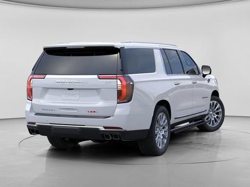 New 2026 GMC Yukon XL Denali w/ Sun & Power Step Package AWD/4WD image 4