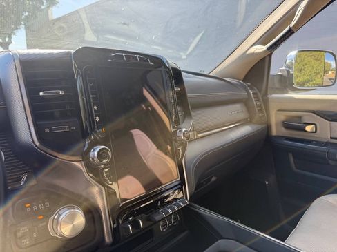 Used 2020 RAM 2500 Limited AWD/4WD image 43
