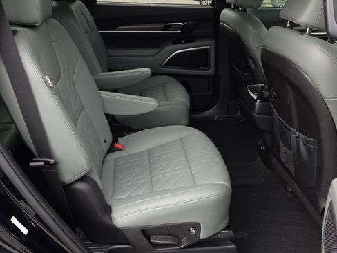 Used 2024 Kia Telluride EX X-Line AWD/4WD image 19