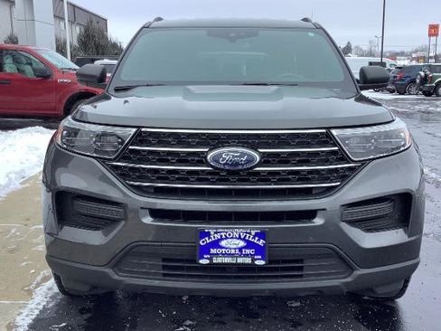 Used 2020 Ford Explorer XLT w/ Comfort Package image 3