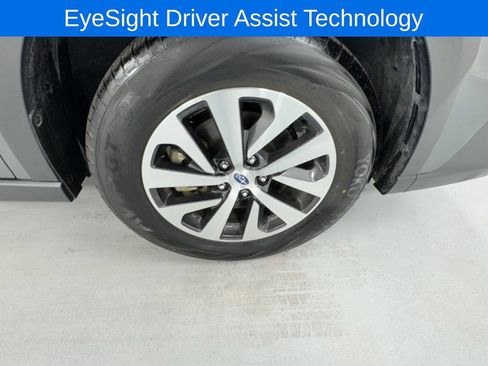 Certified 2025 Subaru Outback Premium AWD/4WD image 10