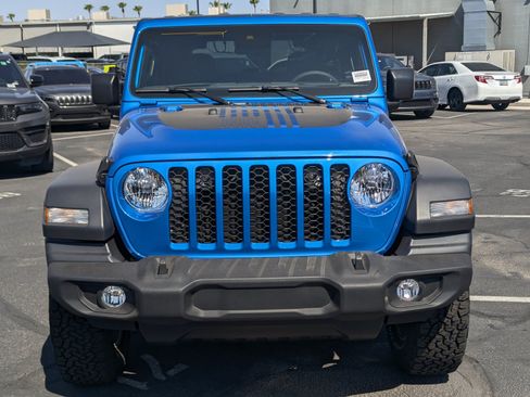 Used 2024 Jeep Wrangler Sport AWD/4WD image 6