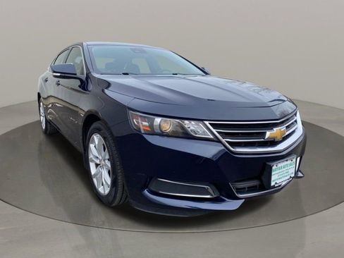 Used 2017 Chevrolet Impala LT w/ Convenience Package image 8