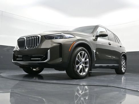 Used 2025 BMW X5 xDrive40i image 24