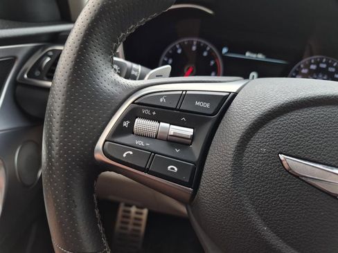 Used 2020 Genesis G70 3.3T w/ Prestige Package RWD image 20
