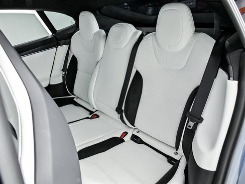 Used 2026 Tesla Model S Plaid AWD/4WD image 18