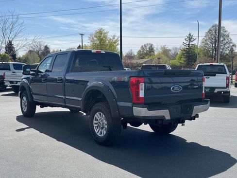 Used 2019 Ford F250 4x4 Crew Cab Super Duty image 5