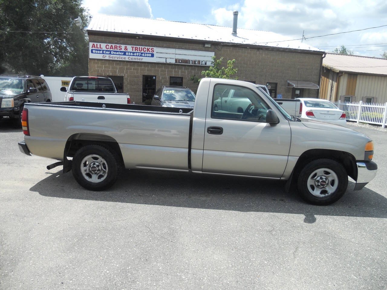 Used 2002 GMC Sierra 1500 2WD Regular Cab image 6